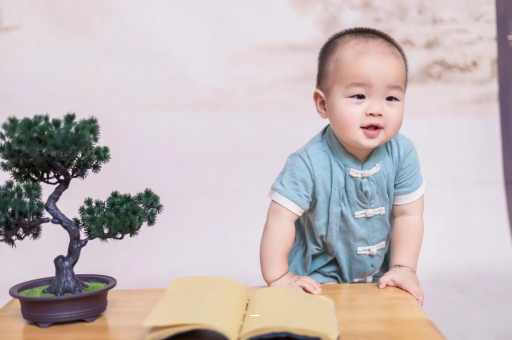 广州借卵试管代怀包男孩怀孕肚子坠坠的感觉